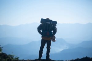 Lee más sobre el artículo Equipo Esencial para Documentar la Naturaleza y la Cultura en tus Viajes